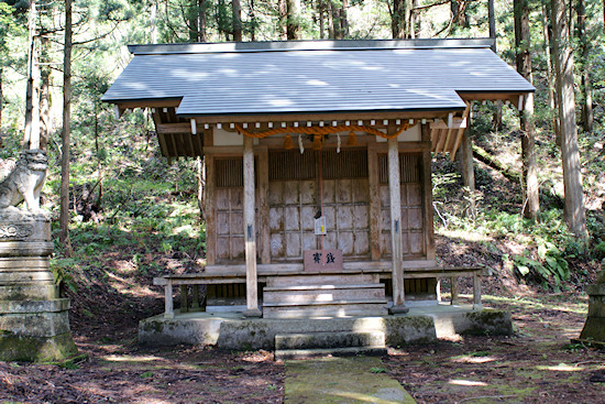 八幡神社社殿