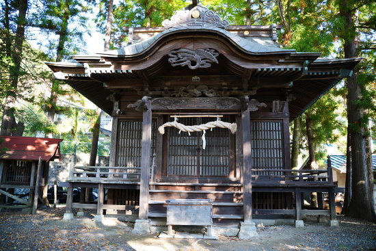 神戸神社拝殿