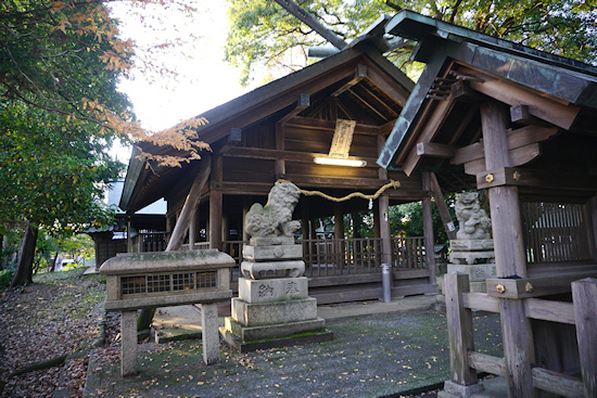 鞆江神社拝殿