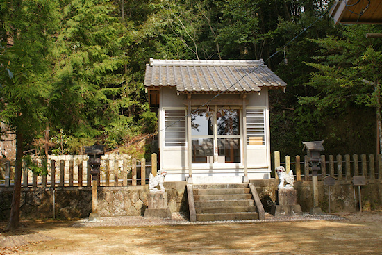 三木里神社