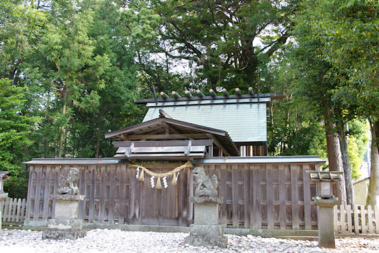 産田神社社殿