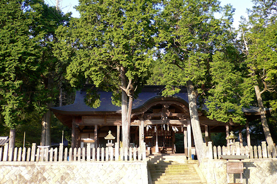 石部神社社殿