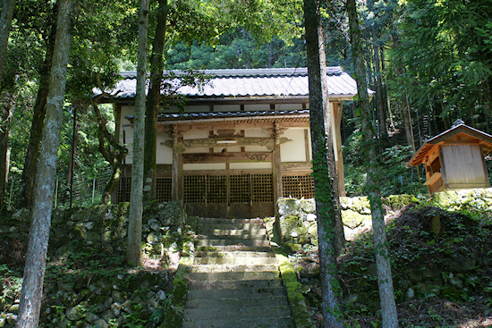杉岡神社拝殿