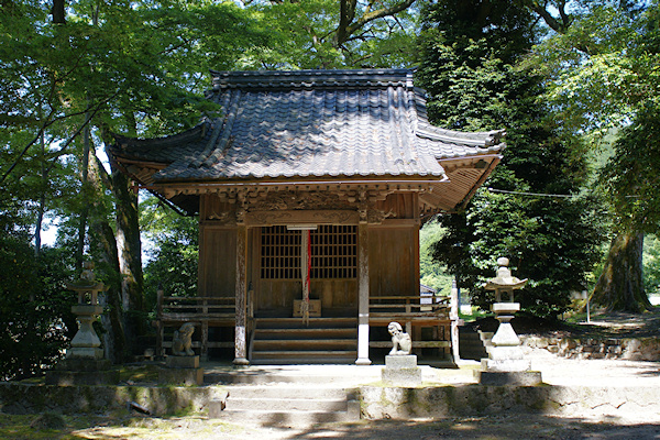 玉水神社拝殿
